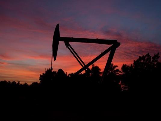Цените на нафтата паднаа на 72 долари за барел 