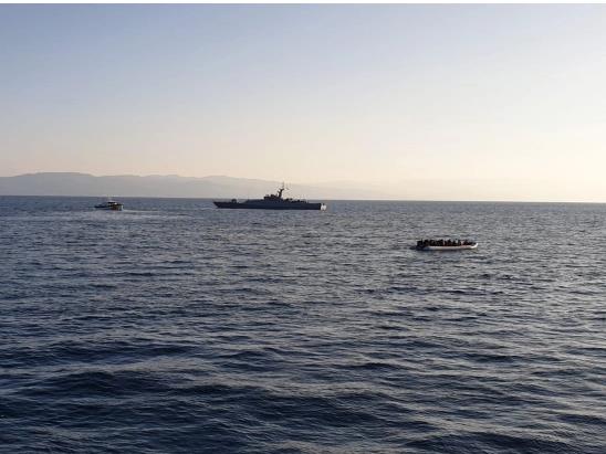 Франција и Велика Британија ќе потпишат тригодишен договор за запирање на премините на мигранти преку Ла Манш