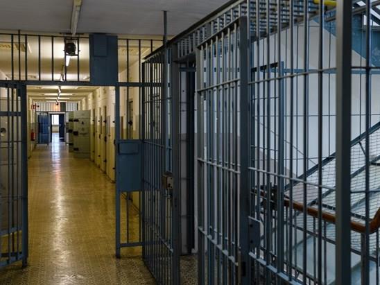 Германец открил „дупка“ во законот, со чија помош извлекува луѓе од затворите 