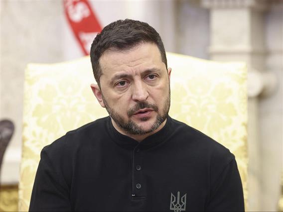 Зеленски по телефонски разговор со Венс: Украина ќе работи на ниво на советници за развој на мировен план