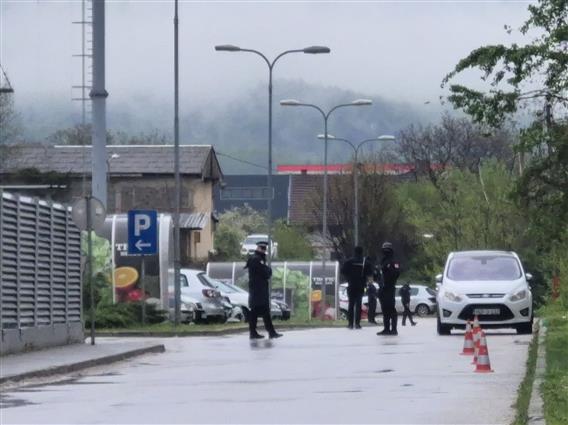 Агенти на СИПА се обиделе да го уапсат Додик во Источно Сараево, но биле спречени 