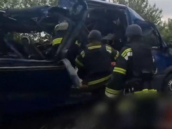 Деветмина загинати во руски напад врз цивилен автобус во Украина