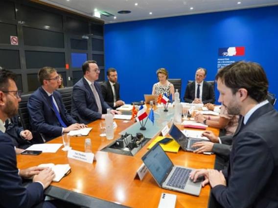 Николоски на средба со 11 најголеми француски компании: Ги имаме најдобрите услови за инвестирање