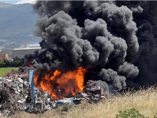 Заврши истрагата за отпадот во Визбегово, обвинети три физички и едно правно лице