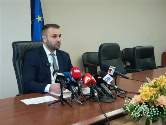 Дурмиши: Обезбедуваме попусти до 15 отсто за училишен прибор, вистинска поддршка за семејствата пред школската година