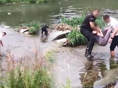 Полицијата ја спаси жената што се фрли во водите на реката Вардар