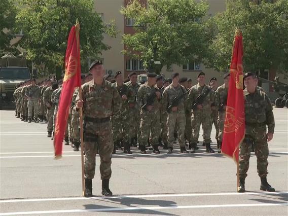Армијата прославува 33 години од формирањето 