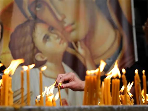Православните верници денеска го слават празникот Успение на Пресвета Богородица
