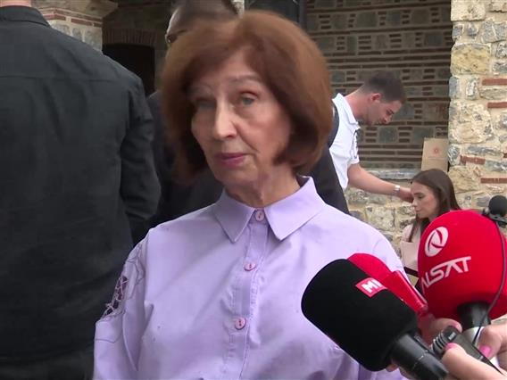 Сиљановска Давкова: Наместо резолуција за црвените линии, партиите да се договорат како ќе настапуваат надвор од државата