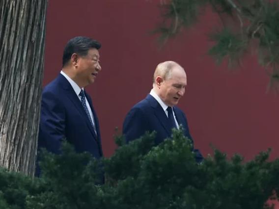 Си и Путин не знаеле дека камерите се вклучени- разговараат за долговечност и како да се живее 150 години