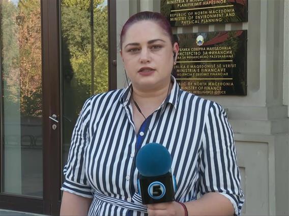 Седми ден гори дивата депонија „Вардариште“, иако пожарот е под контрола