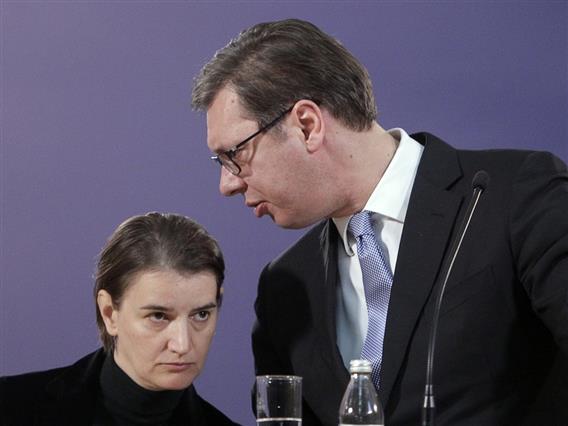 Европарламентарците кои Вучиќ и Брнабиќ ги нарекоа „олош“ ја напуштија Србија 