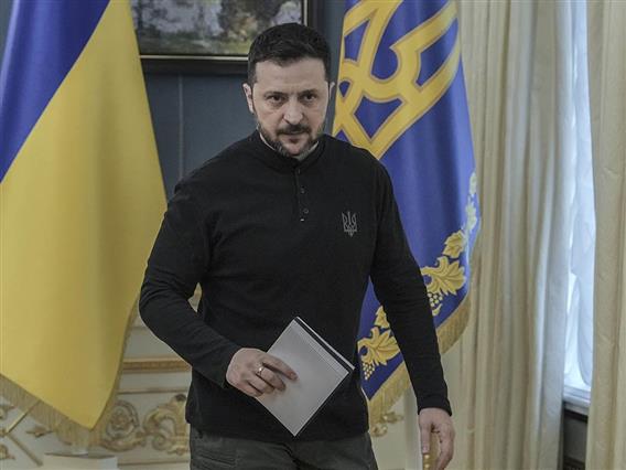 Аксиос: Зеленски е подготвен да поднесе оставка по војната