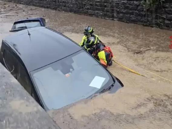 Силното невреме направи хаос во Италија- река го поплави Милано (ВИДЕО)