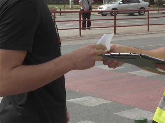 Од денеска нови правила и за пешаците – полицијата контролира и опоменува