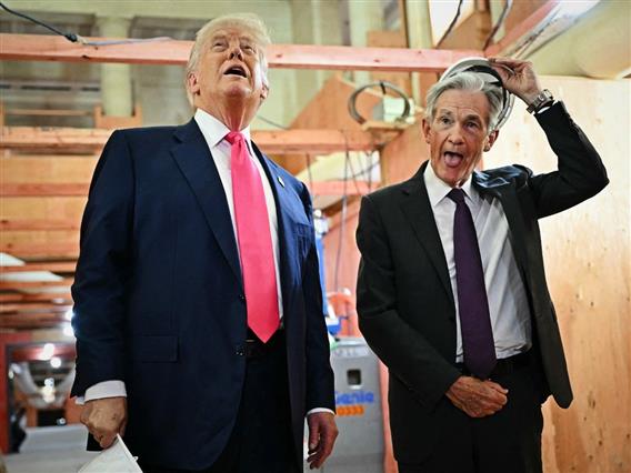 Трамп објави карикатура во која му дава отказ на шефот на Американската централна банка 