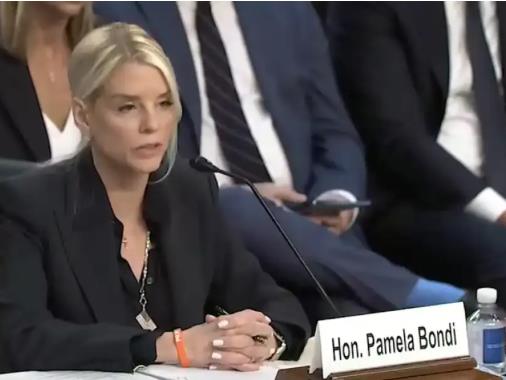 Обвинителката Бонди во Сенатот сама против демократите: Зборувате за црни пари и корупција, а постојано соработувате со групи со црни пари