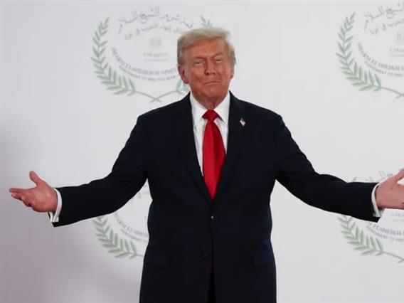 Трамп планира огромен споменик во Вашингтон, веќе го нарекуваат „Трамповиот лак“ (ФОТО)