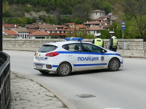 Ужас во Бугарија: Маж ја убил тетката, мајката и сестрата, па ја запалил куќата- 7- годишниот брат едвај се спасил
