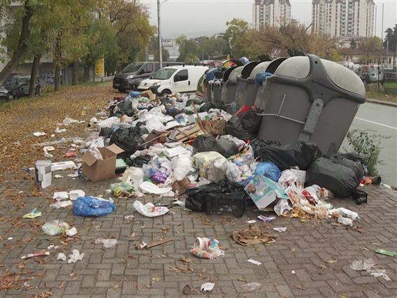 Инспекциските надзори не ја сменија сликата во Скопје – расте незадоволството и кај вработените во Комунална хигиена