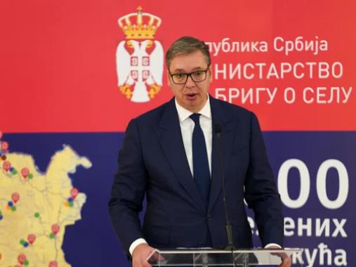 Вучиќ: Се води хибридна војна против Србија, постојат шанси за влез во ЕУ до 2030 година, но проблемот е Косово