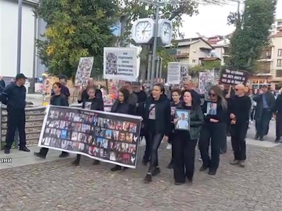  Семејствата на починатите во пожарот во „Пулс“ повторно маршираа за правда-28 протест „Марш за ангелите“
