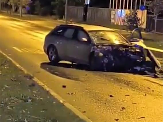 Видео-Фото: Пијан возач со Ауди помина на црвено во Белград и уби семејство, татко, мајка и дете