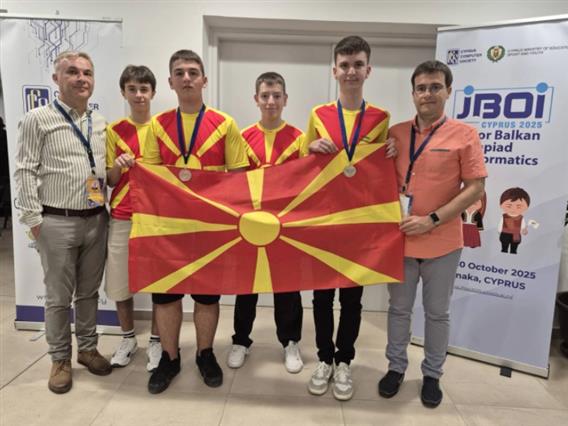 Еден сребрен и еден бронзен медал за македонските јуниори информатичари на Јуниорската балканска олимпијада по информатика во Ларнака