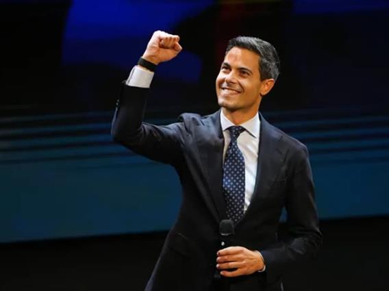 Јетен ја прогласи изборната победа- десничарите за малку поразени, тој ќе биде новиот премиер 