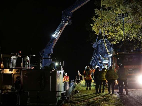 Двајца млади Хрвати и Србин слетеа од мост во Германија со БМВ- на себе носеле опрема за грабеж (ВИДЕО)