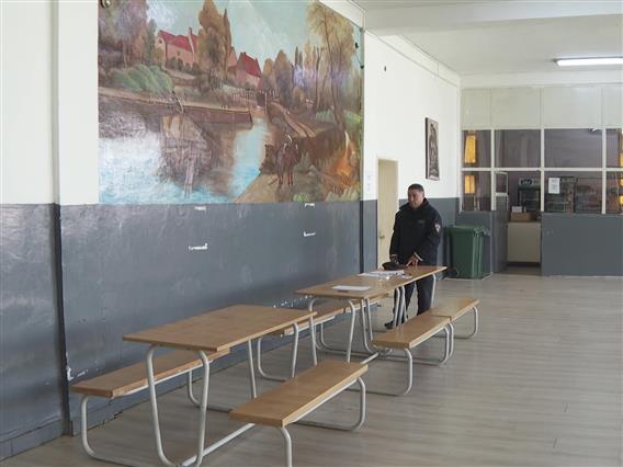 Над илјада и двеста затвореници гласаат во 14 казнено поправни домови