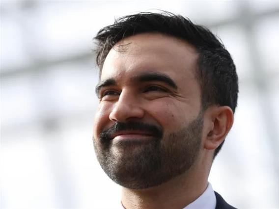 Главниот стратег на Мамдани, кој го покори Њујорк: Тој ја измисли пораката, три работи ги воодушевија гласачите