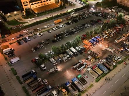 Мицкоски: Вечерва голема акција за чистење на сметот во Скопје!