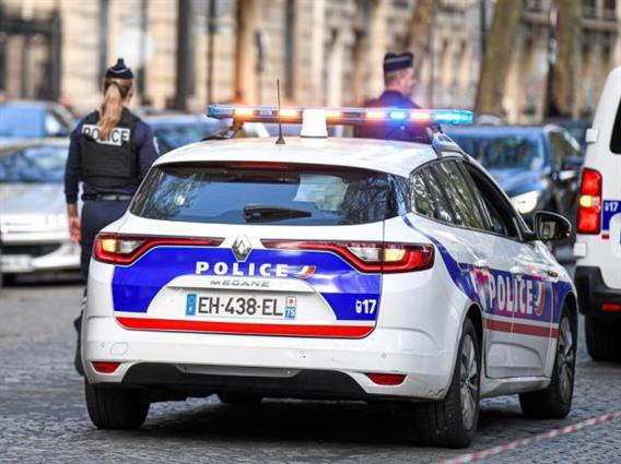 Нов грабеж во Франција: Одекна експлозија, крадци со динамит разнесоа сеф за банкомати (ВИДЕО)