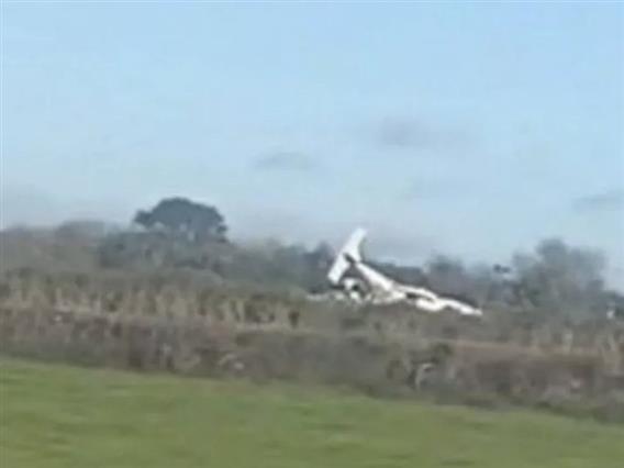 Се урна авион во Ирска