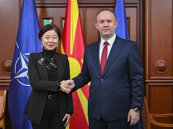 Гаши се сретна со кинеската амбасадорка – тврди дека односите меѓу двете земји се одлични 