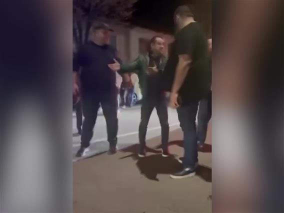 Српската фолк ѕвезда Аца Лукас приведен за време на настап во Кавадарци, немал дозвола за настап