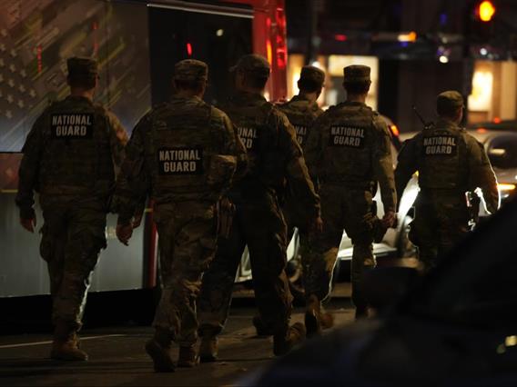 Авганистанец кој соработувал со ЦИА во Авганистан уапсен за пукање врз двајца припадници на Националната гарда на САД