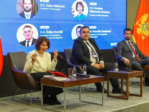 Сиљановска-Давкова од Подгорица: Време е за стратешки чекор на ЕУ кон Западниот Балкан     