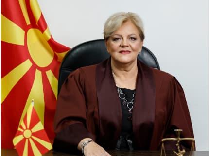 Уставната судијка Јадранка Дабовиќ-Анастасовска поднесе оставка, Уставен останува со седум судии