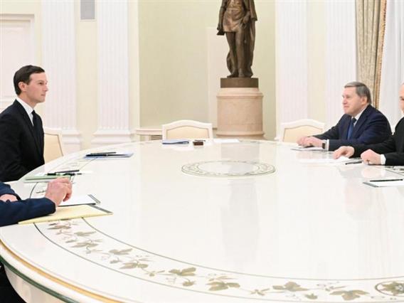 Путин повеќе од три часа разговара со претставникот на Трамп, Зеленски најави нов договор со САД 