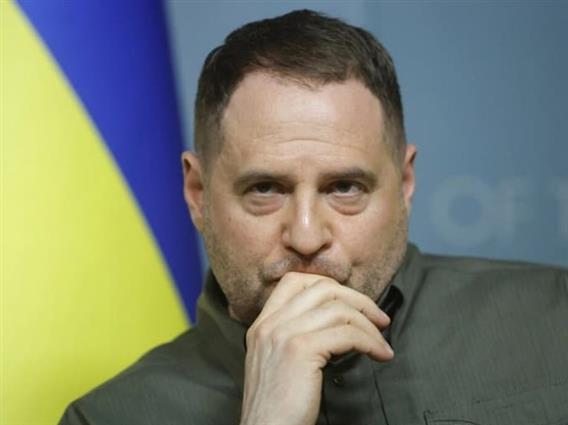 Зеленски го отстрани Јермак и од Советот за национална безбедност и од врховната команда