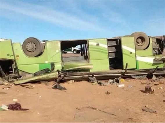 Најмалку 14 лица загинаа при превртување на автобус во Алжир