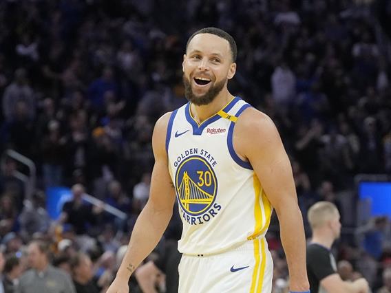 Стеф Кари со најголема заработка во 2025 година