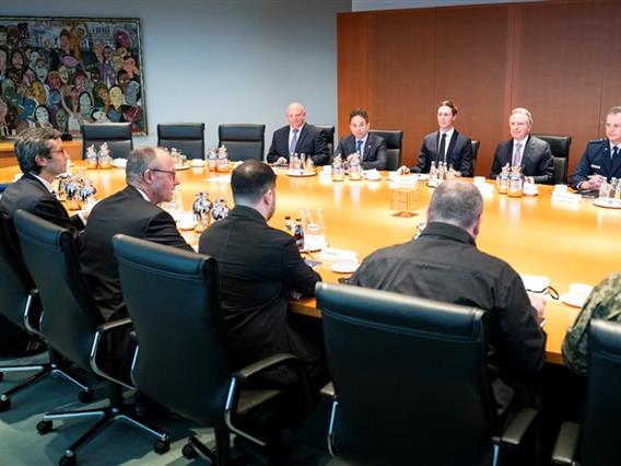 Во Берлин почнаа преговорите меѓу САД и Украина за прекин на огнот 