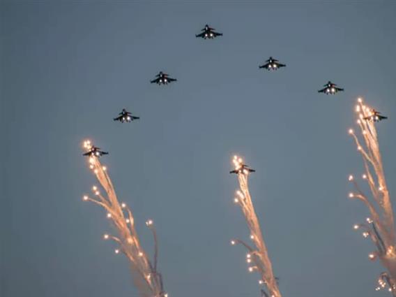 Шведска, Данска и Финска прв пат заедно изведоа божикен прелет во форма на елка над Скандинавија (ВИДЕО)