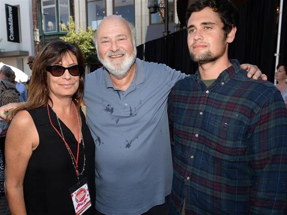 Синот на Роб и Мишел Рајнер, Ник обвинет за убиство на родителите