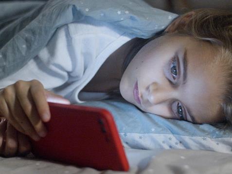 Истражување: Социјалните мрежи предизвикуваат „гниење на мозокот“ кај деца помлади од 5 години