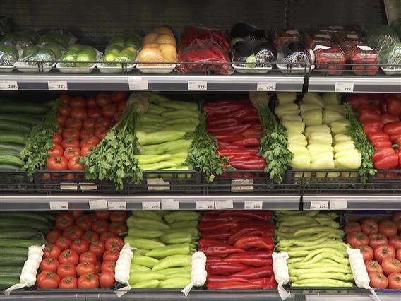 Скапа храна, поскромна трпеза - граѓаните соочени со високи цени пред празниците