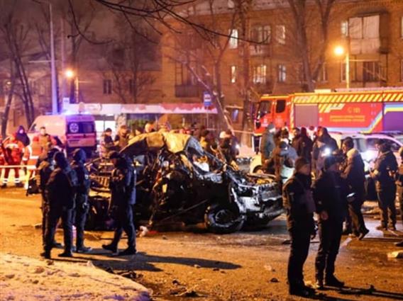 Бомба падна на улица во Харков- загинаа две лица 